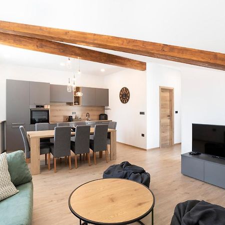 Capraria Appartments In Historic Center, With Private Parking Capodistria Esterno foto